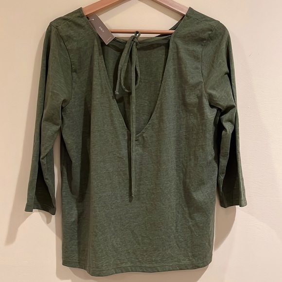 J Crew Top in Green with Tie Back size M MWT - Picture 2 of 2